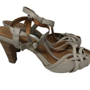 Miss Albright gray leather slingback wooden heels. Size 10.